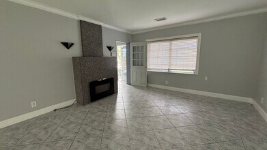 308 NE 1st St in Hallandale Beach, FL - Building Photo - Building Photo