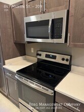 847 Martin St in Waukesha, WI - Building Photo - Building Photo
