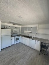 406 71st St in Holmes Beach, FL - Building Photo - Building Photo