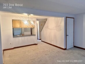 703 Doe Ridge in Cranberry Township, PA - Building Photo - Building Photo