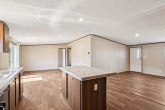 Fannin Meadows in Tyler, TX - Building Photo - Building Photo