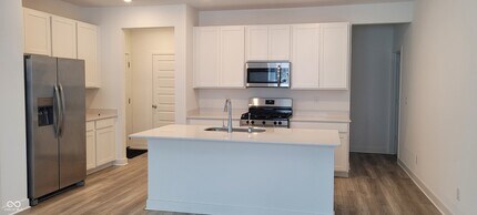 2061 Jasper Brk Ct in Whitestown, IN - Building Photo - Building Photo