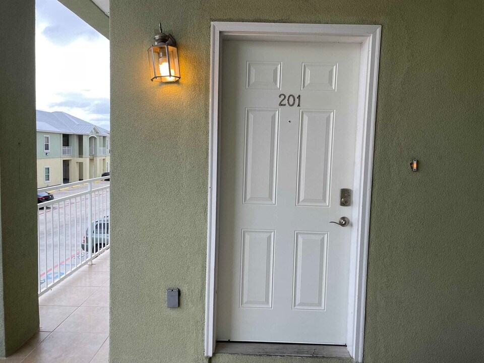 5402 Marcella Ave in Laredo, TX - Building Photo