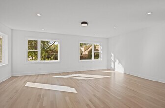 2201 N 74th Ct in Elmwood Park, IL - Building Photo - Building Photo