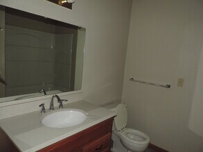 1502 8th St-Unit -B in Knob Noster, MO - Building Photo - Building Photo