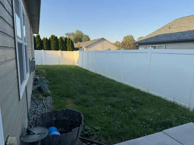 8200 Westbrook Ave in Yakima, WA - Building Photo - Building Photo