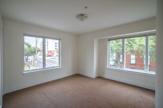 441 N 32nd St in Philadelphia, PA - Foto de edificio - Building Photo