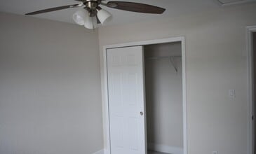 207 Southland Dr in Fort Pierce, FL - Building Photo - Building Photo