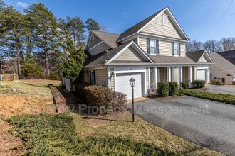 1035 Bristlecone Ln in Charlottesville, VA - Building Photo - Building Photo