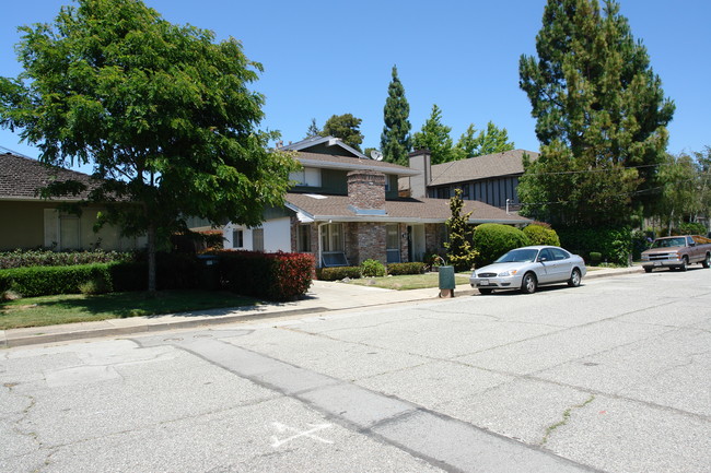 124 Madison in San Mateo, CA - Building Photo - Building Photo