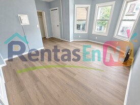 19 N 18th St, Unit 3 in East Orange, NJ - Building Photo