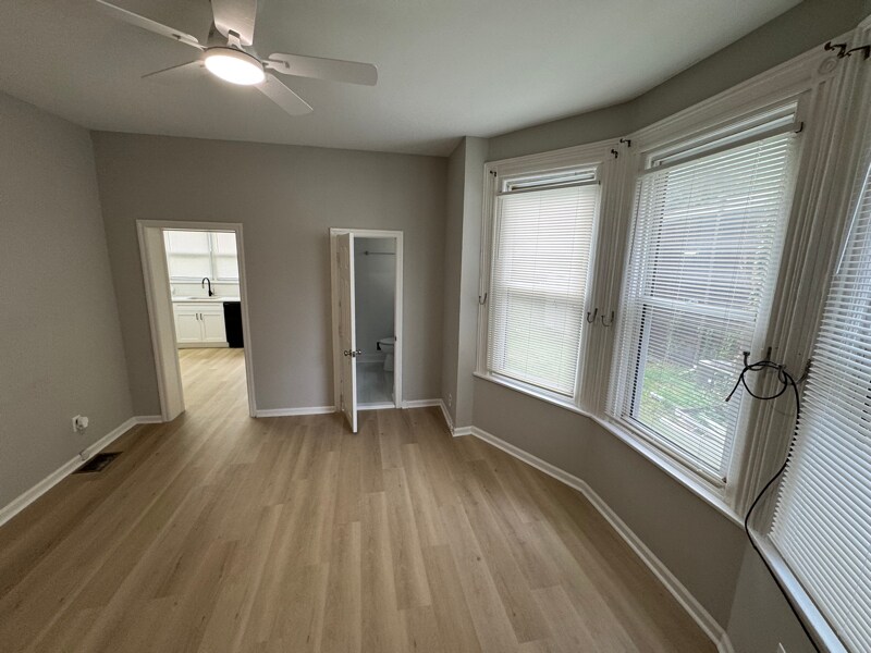 23 N Wycombe Ave in Lansdowne, PA - Building Photo