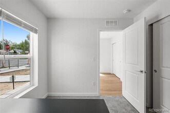 1304 Akron St in Aurora, CO - Building Photo - Building Photo