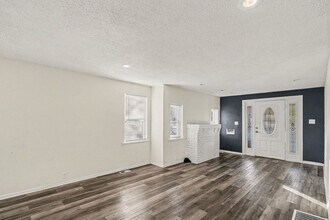 1906 E 55th St in Kansas City, MO - Building Photo - Building Photo