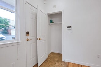 4100 Albion St in Denver, CO - Foto de edificio - Building Photo