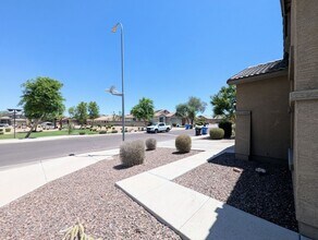 3731 W St Kateri Dr in Phoenix, AZ - Building Photo - Building Photo