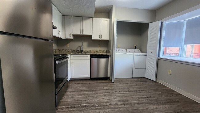 10 Westwind Rd in Boston, MA - Building Photo - Building Photo
