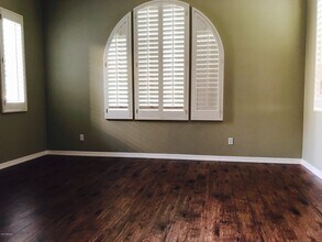 1150 W Silver Creek Rd in Gilbert, AZ - Building Photo - Building Photo