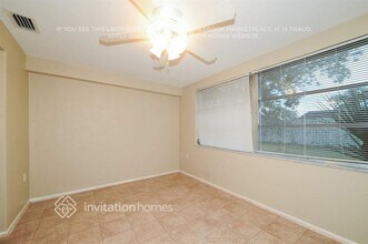 3041 Holiday Lake Dr in Holiday, FL - Foto de edificio - Building Photo