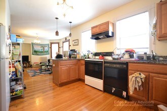 331 Faneuil St in Boston, MA - Foto de edificio - Building Photo