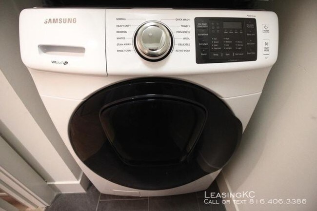 435 Westport Rd in Kansas City, MO - Building Photo - Building Photo