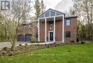 29 Mill St in Vaughan, ON - Building Photo