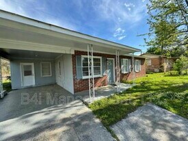 3033 O'Hara Dr N in Macon, GA - Building Photo