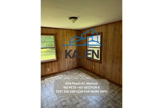 604 Peach St in Monroe, LA - Building Photo - Building Photo