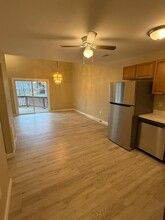 201 Falls Cir in Bushkill, PA - Building Photo - Building Photo