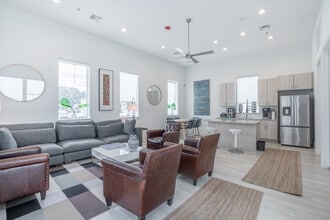 Lawndale in Houston, TX - Building Photo - Interior Photo