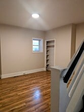 927 Green St in Norristown, PA - Foto de edificio - Building Photo