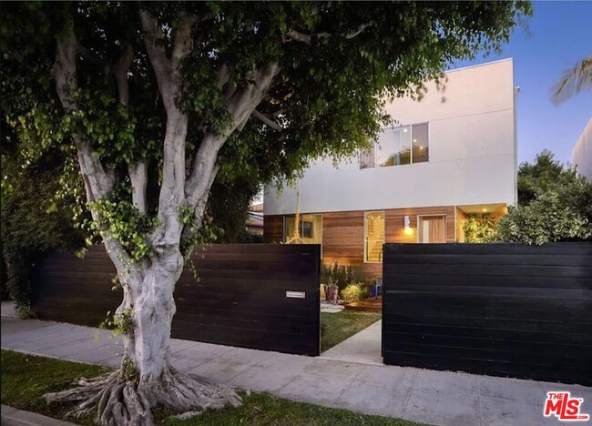 property at 3012 Yale Ave
