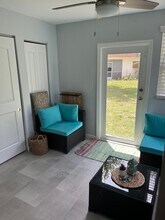 401 SW Natura Ave, Unit C in Deerfield Beach, FL - Building Photo - Building Photo