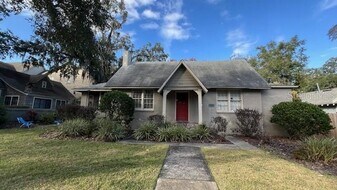 1112 SW 3rd Ave in Gainesville, FL - Building Photo