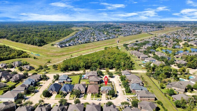 property at 6843 Bears Path Ln