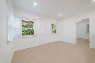 681 Hillside Terrace in Vista, CA - Building Photo - Building Photo