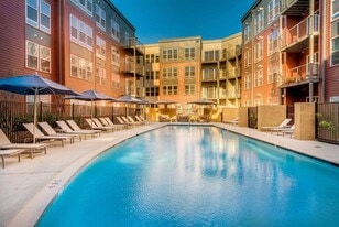 The Shelby in Alexandria, VA - Building Photo