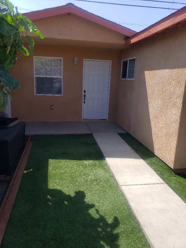 property at 1540 W 58th St