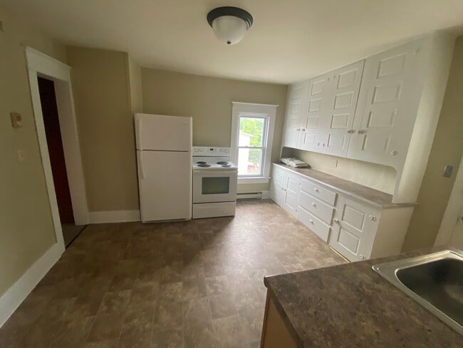 117 N State St, Unit B
