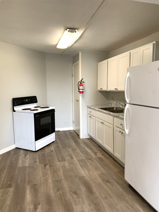 47 Federal St in St. Albans, VT - Building Photo - Building Photo