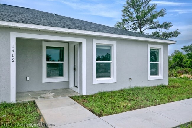 property at 1462 Aleutian St NE