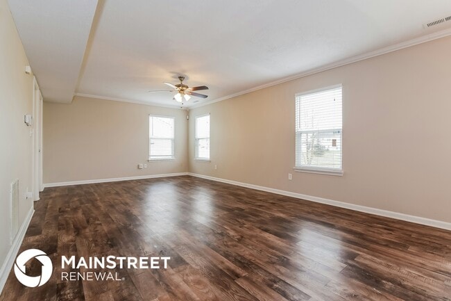 11543 Brook Bay Ln in Indianapolis, IN - Building Photo - Building Photo