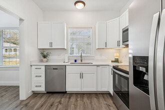 Canopy Walk in Tampa, FL - Foto de edificio - Building Photo