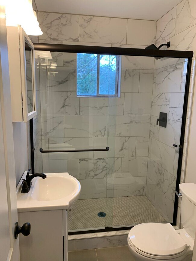 1116 Hightower St in Raleigh, NC - Building Photo - Building Photo