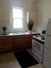 458 3rd St NE in Valley City, ND - Building Photo - Building Photo