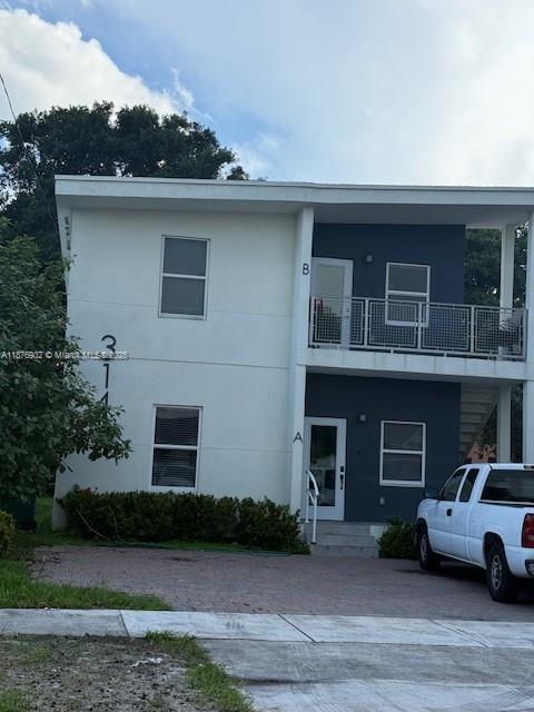 property at 3146 NW 32nd St
