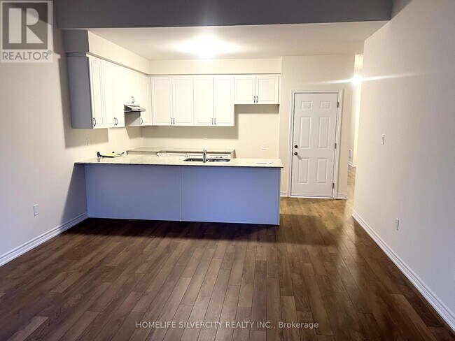 131 Sanders Rd in Erin, ON - Building Photo - Building Photo