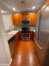 5303 Satsuma Ave, Unit 113 in North Hollywood, CA - Building Photo - Building Photo