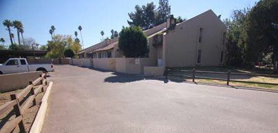 Medlock & Central Townhomes in Phoenix, AZ - Foto de edificio