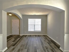819 Clairidge Elm Trail SW in Lawrenceville, GA - Building Photo - Building Photo